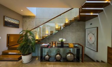 Preciosa casa en Venta en Puerta del Bosque zona Andares