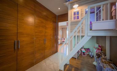 Preciosa casa en Venta en Puerta del Bosque zona Andares