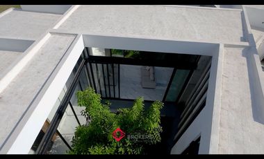 Casa Moderna de Una Planta en Santa Anita Rancho Zona Sur Lujo