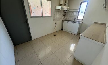 SE VENDE CASA  CON TERRENO 480 M2 EN AV. PRINCIPAL PLACILLA  VALPO