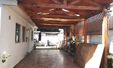 LINDA CASA CON AMPLIO TERRENO EN CHILLÁN VIEJO