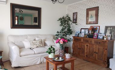 LINDA CASA CON AMPLIO TERRENO EN CHILLÁN VIEJO