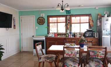 LINDA CASA CON AMPLIO TERRENO EN CHILLÁN VIEJO