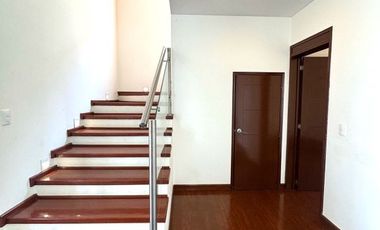 Casa Venta o renta en Residencial Rancho el Mesón con doble filtro de seguridad  en Calimaya a 10 min, Metepec y Galerías Metepec