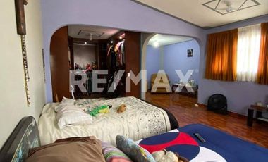 Venta de Casa en Fraccionamiento el Cid de Tizayuca, Sección Plazas  - (3)