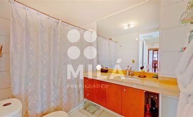 Departamento en Venta en Colón/Hernando de Aguirre, amplio depto, impecable!