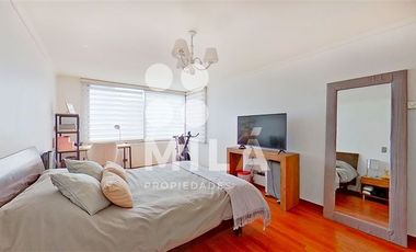 Departamento en Venta en Colón/Hernando de Aguirre, amplio depto, impecable!