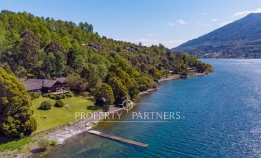 Gran Casa orilla de Lago Riñihue