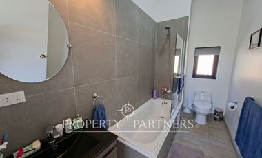 Linda casa con vista panorámica