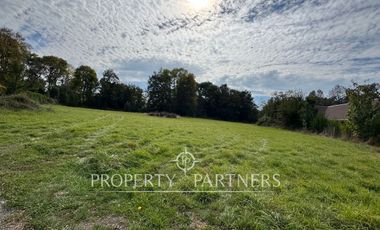 Linda Parcela en Condominio Consolidado y con Gran Plusvalia