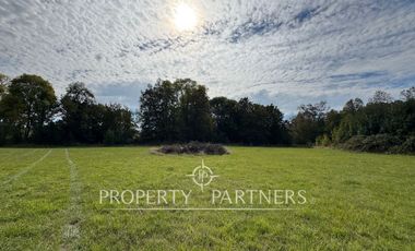 Linda Parcela en Condominio Consolidado y con Gran Plusvalia