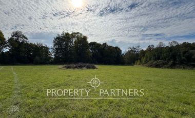 Linda Parcela en Condominio Consolidado y con Gran Plusvalia