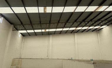 BODEGA EN VENTA TOLUCA 385 M