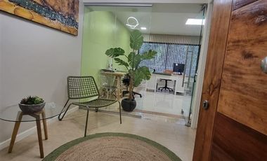 Oficina en Venta en Estación de Metro Pedro de Valdivia/La Concepción