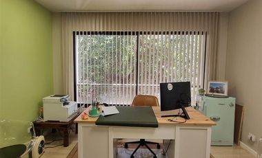 Oficina en Arriendo en Estación de Metro Pedro de Valdivia/La Concepción