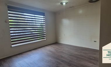 Casa Esquina, Barrio Santa Elena (arriendo)