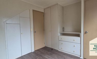 Casa Esquina, Barrio Santa Elena (arriendo)