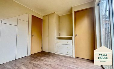 Casa Esquina, Barrio Santa Elena (arriendo)