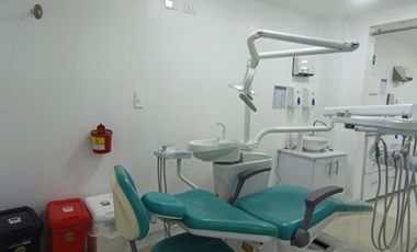 CASA COMERCIAL EN ARRIENDO EN VERSALLES/MANIZALES