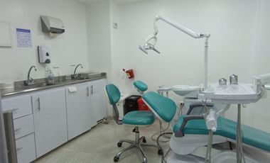 CASA COMERCIAL EN ARRIENDO EN VERSALLES/MANIZALES