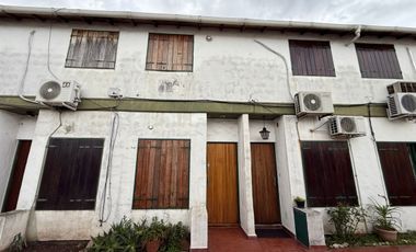 Casa  en Alquiler Ramos Mejia / La Matanza (A108 8168)