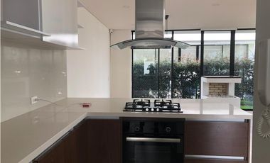 Venta Casa Cota Summerhill