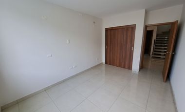 Departamento en Venta en Lomas de Urdesa  AleR