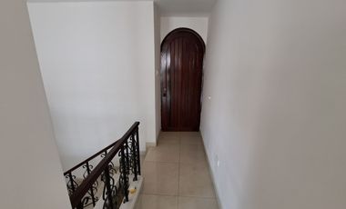 Departamento en Venta en Lomas de Urdesa  AleR