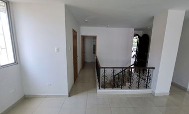 Departamento en Venta en Lomas de Urdesa  AleR