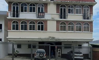 Departamento en Venta en Lomas de Urdesa  AleR