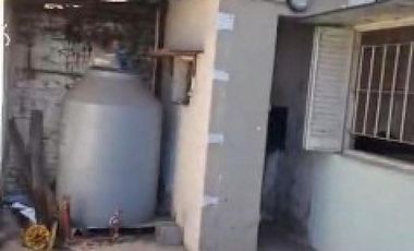 Casa en venta - 2 Dormitorios 1 Baño - José Marmol