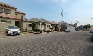 Casa amoblada en alquiler en vía a la costa, urbanización Portal al Sol  GabR