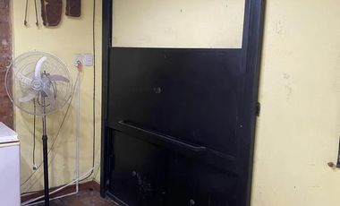 Casa en venta - 6 Dormitorios 4 Baños - Lomas de Zamora