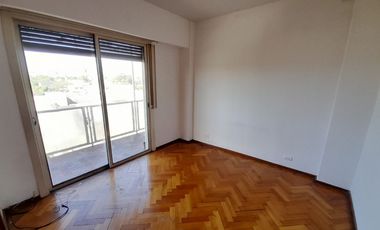 Florida - amplio y Luminoso Departamento de 3 amb con Balcones!