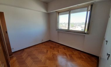 Florida - amplio y Luminoso Departamento de 3 amb con Balcones!