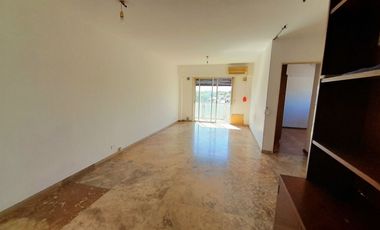 Florida - amplio y Luminoso Departamento de 3 amb con Balcones!