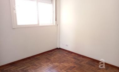Departamento en Alquiler  en  Villa Ballester-2 ambientes, céntrico!