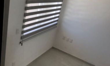 Se Renta Casa en el Fortín en Coto y con Recamara en Planta Baja.