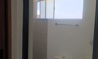 Se Renta Casa en el Fortín en Coto y con Recamara en Planta Baja.