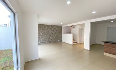 Casa en Renta Fracc Vista Bosques, a 25 min de Santa Fe