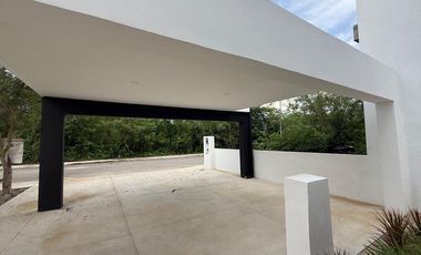 Venta de Casa Nueva 2 pisos de 3 Habitaciones en Conkal