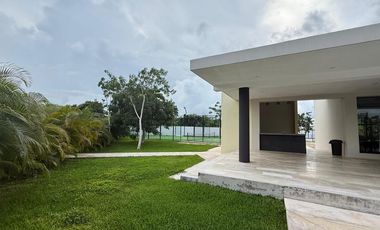 Venta de Casa Nueva 2 pisos de 3 Habitaciones en Conkal