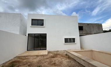 Venta de Casa Nueva 2 pisos de 3 Habitaciones en Conkal