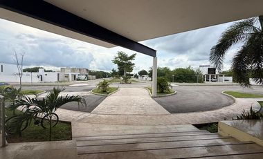 Venta de Casa Nueva 2 pisos de 3 Habitaciones en Conkal