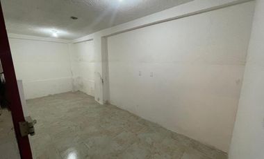 EDIFICIO CON OFICINAS Y BODEGA EN RENTA EN LA PENCIL