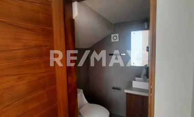 CASA EN RENTA DENTRO DE COTO MAGMA, COLLI URBANO