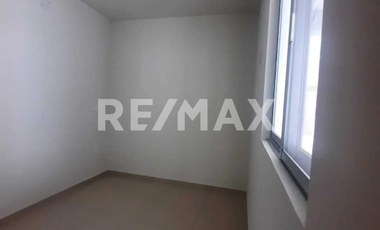 CASA EN RENTA DENTRO DE COTO MAGMA, COLLI URBANO