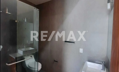 CASA EN RENTA DENTRO DE COTO MAGMA, COLLI URBANO