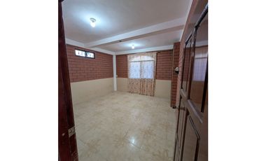 En venta casa rustica de 2 habitaciones sector Villamarina.