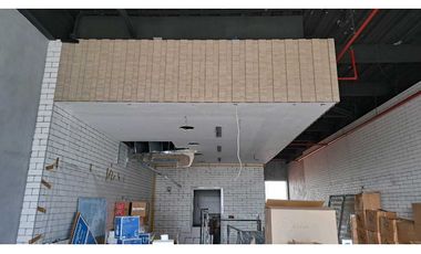 ALQUILO LOCAL THE PLAZA CINCUENTENARIO LOCAL COMERCIAL 113.46 M2 VV